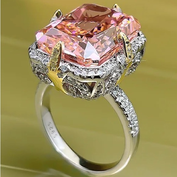 6.84 Sapphire Ring - Picture 7 of 13